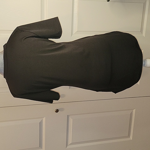 Black Tunic Long Side Slits Graphic Top - Picture 6 of 13